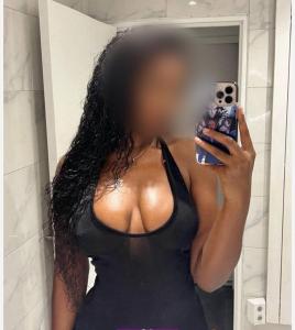 Chica busca chico en Tenerife: 