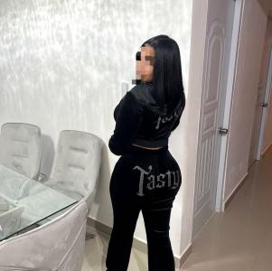 612477687: Chica busca chico en Sevilla