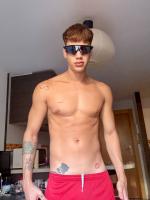 672190778: Chico busca chica en Barcelona