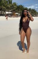 643207535: Chica busca chico en Barcelona