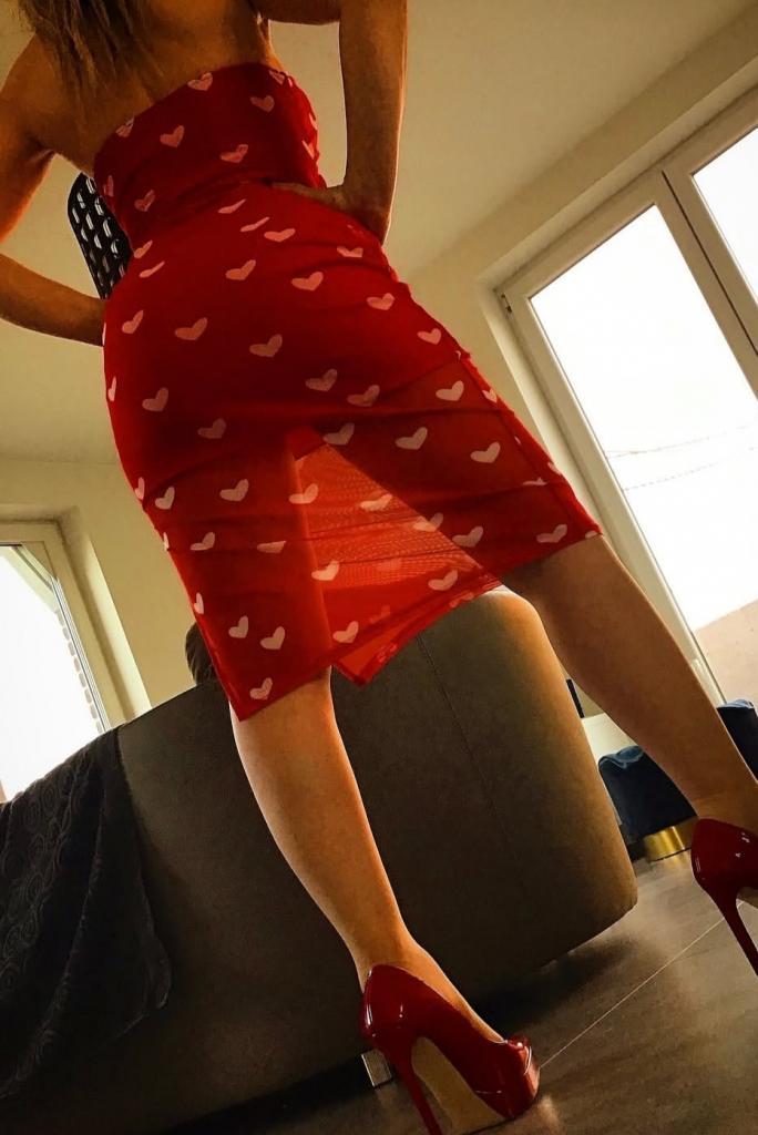 Chica busca chico en Jaén: 