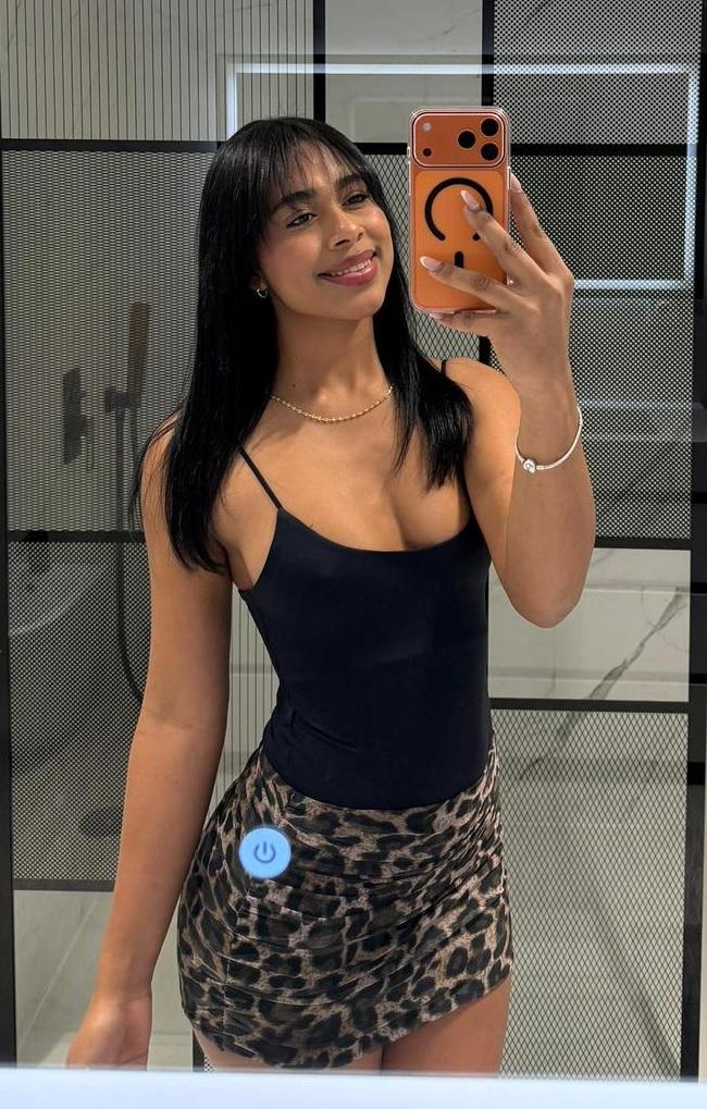 604129806: Chica busca chico en Málaga