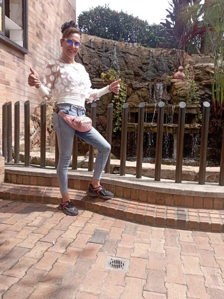 602505454: Chica busca chico en Guipúzcoa