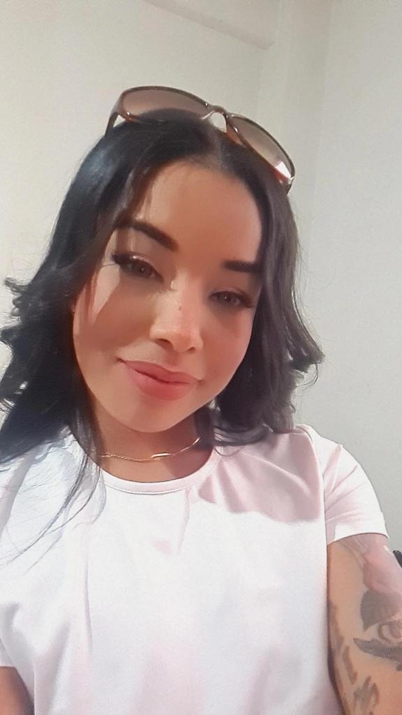 Chica busca chico en Sevilla: 