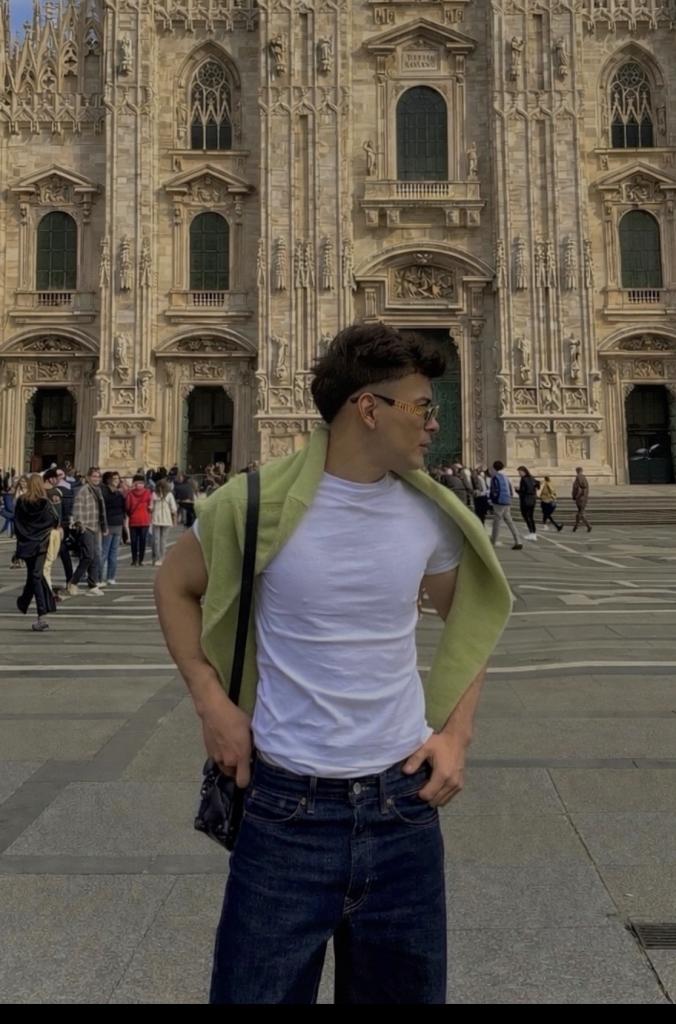 Chico busca chica en Barcelona: Chico busca chica