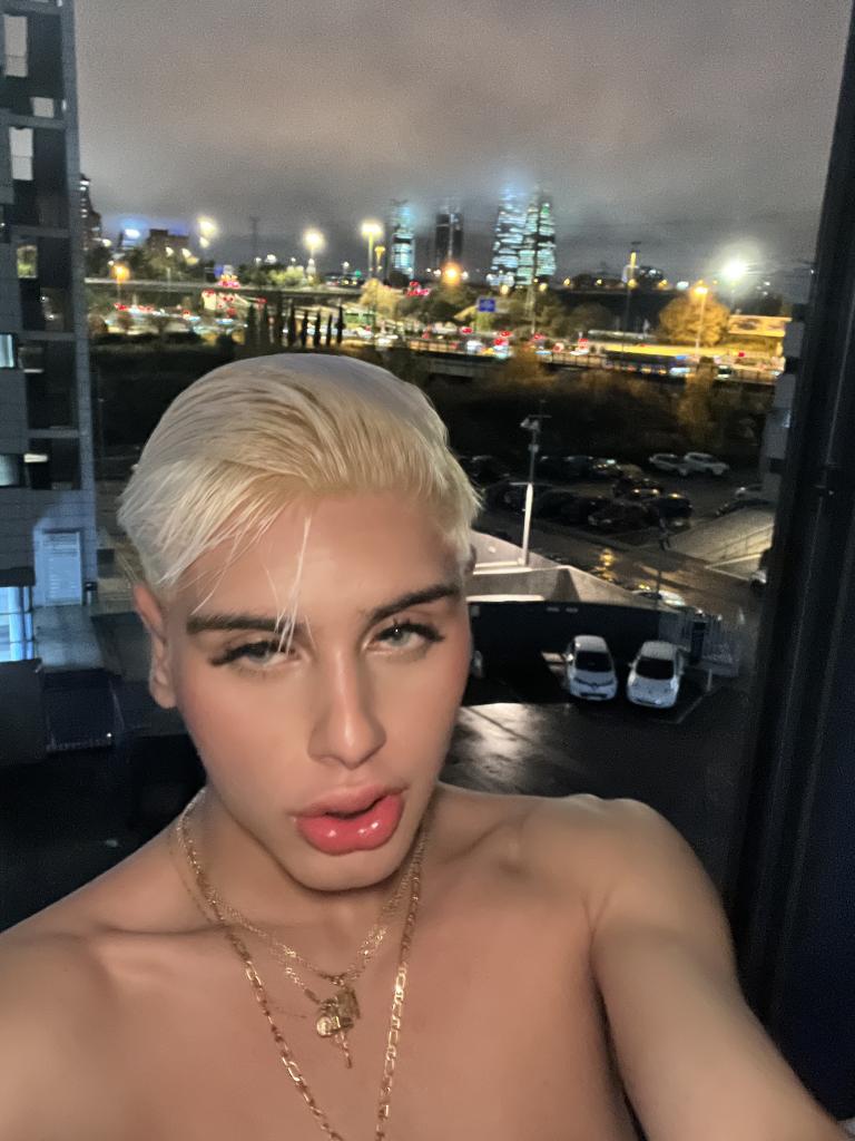 610845295: Chico busca chica en Madrid