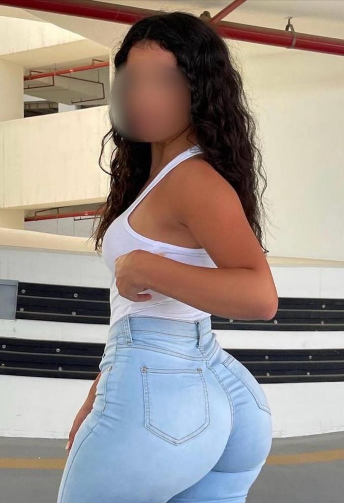 602419439: Chica busca chico en Mallorca