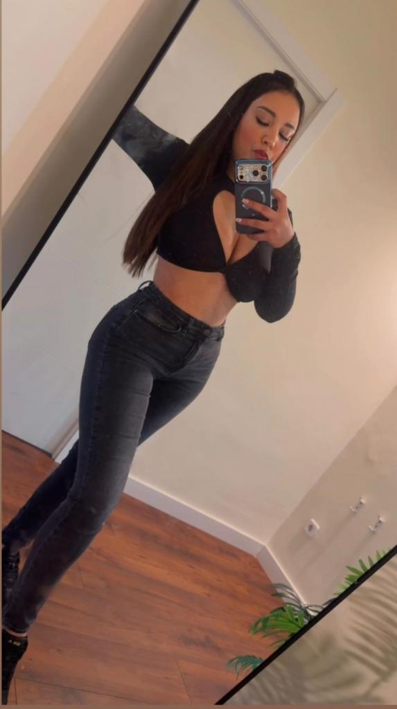 Chica busca chico en Lérida: 