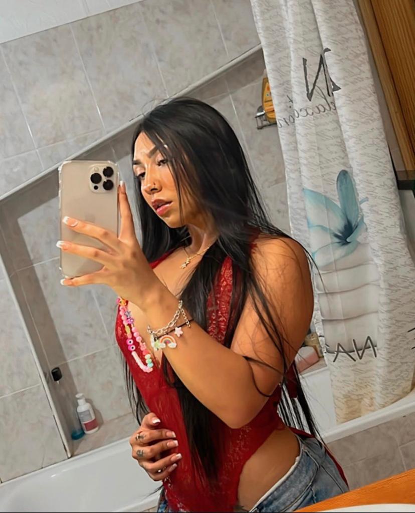 Chica busca chico en Mallorca: 