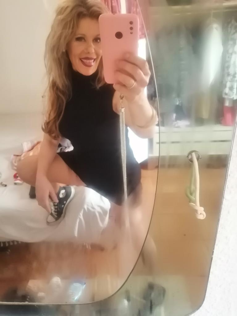 Chica busca chico en Alicante: 