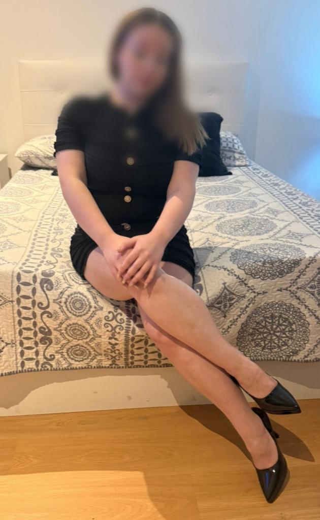 610452497: Chica busca chico en Barcelona