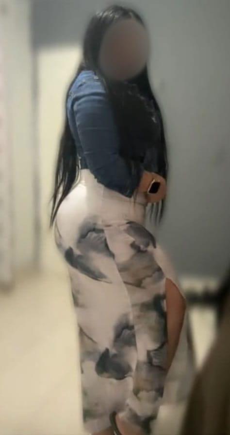 633970294: Chica busca chico en León