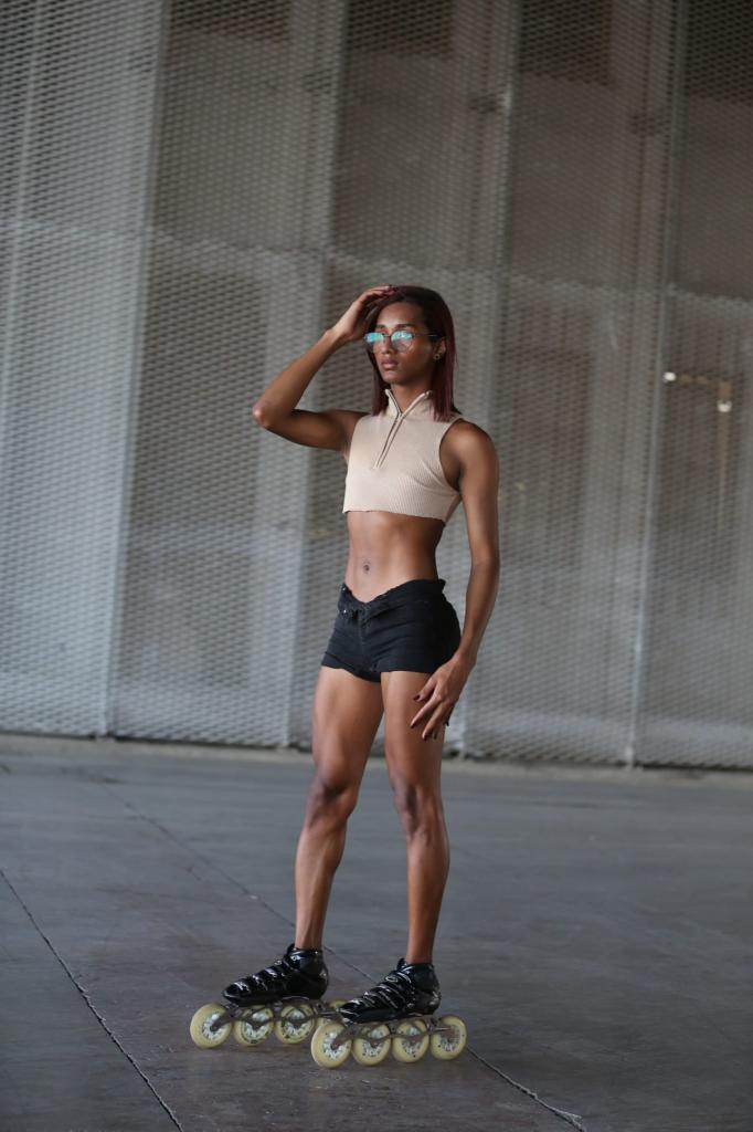 615796780: Travesti en Barcelona