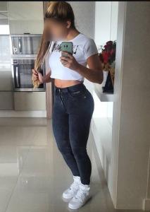 641986631: Chica busca chico en La Coruña