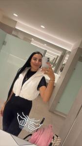 641731255: Chica busca chico en Barcelona