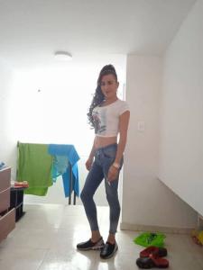 602505454: Chica busca chico en Guipúzcoa