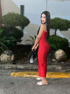 624374570: Chica busca chico en Sevilla