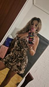 613439052: Transexual en Cáceres