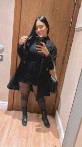 647082579: Chica busca chico en Barcelona