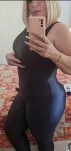 661011126: Chica busca chico en Granada