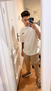 667692120: Chico busca chica en Málaga