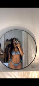 647082579: Chica busca chico en Barcelona