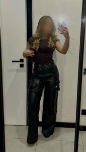 643466340: Chica busca chico en Granada