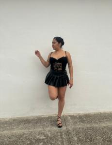 643077501: Chica busca chico en Málaga