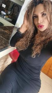 613439052: Transexual en Cáceres