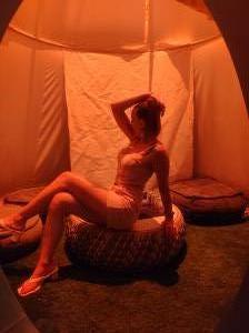 662299145: Chica busca chico en Ibiza
