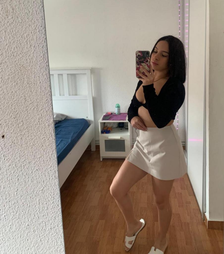 Chica busca chico en Tenerife: 