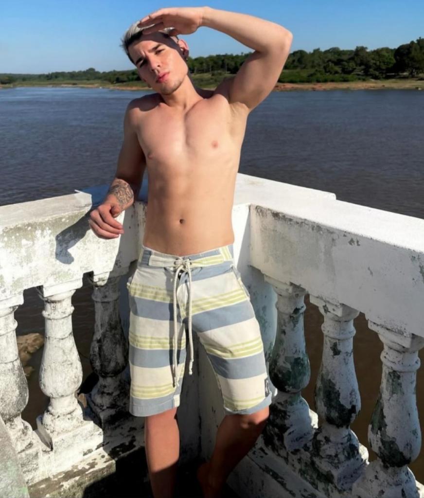 Chico busca chica en Salamanca: 