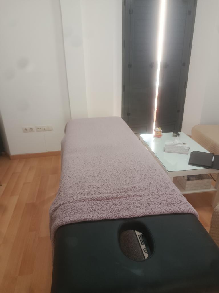 742015113: Chica busca chico en Granada