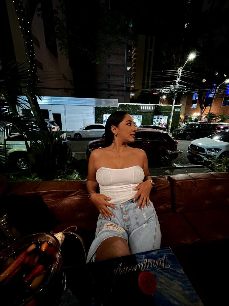 Chica busca chico en Murcia: 