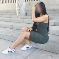 677642263: Chica busca chico en Madrid