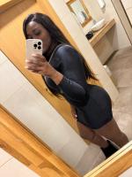 640908734: Chica busca chico en Barcelona