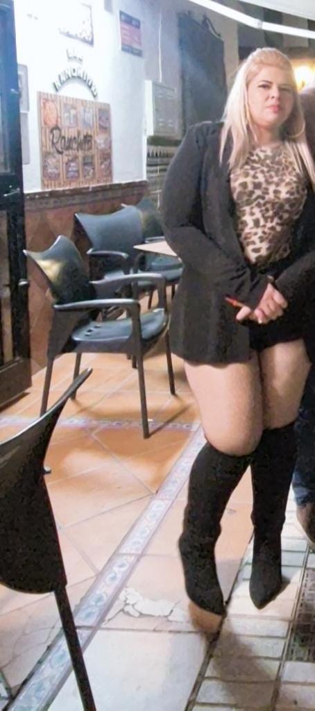 641632531: Chica busca chico en Málaga