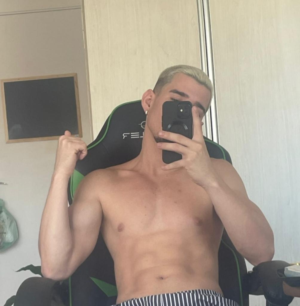 Chico busca chica en Salamanca: 