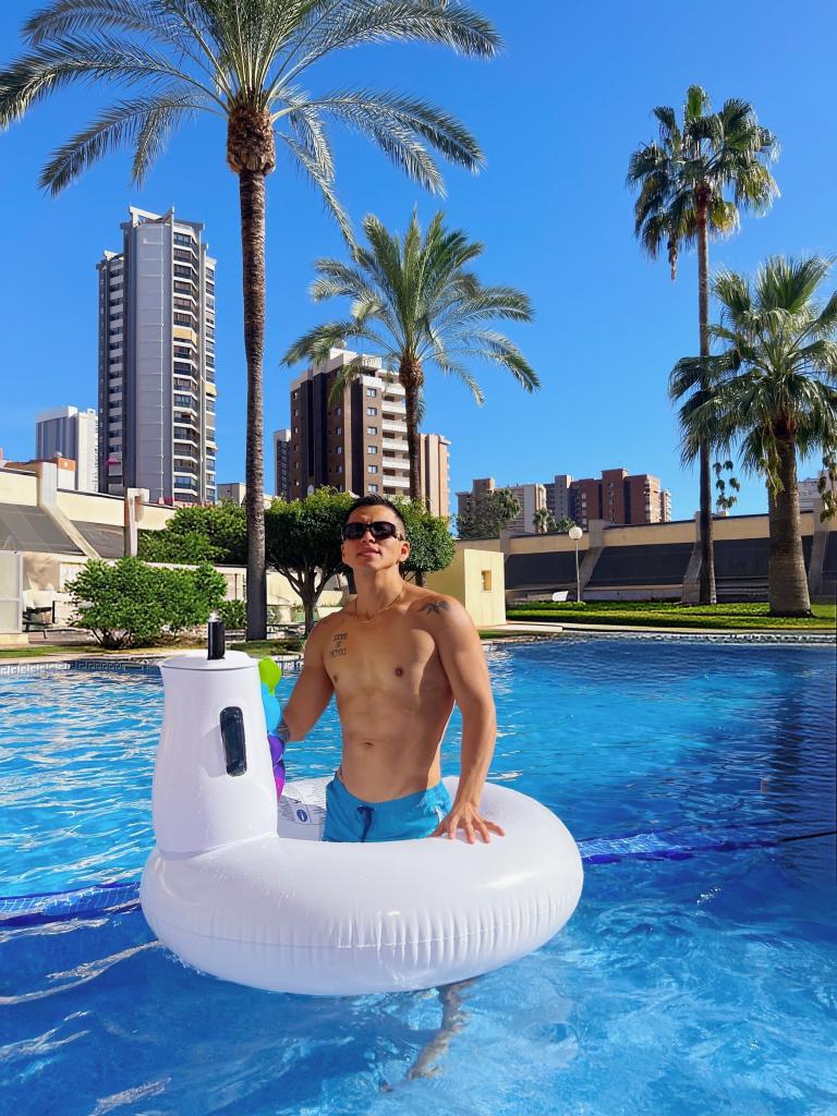 Chico busca chica en Tenerife: 