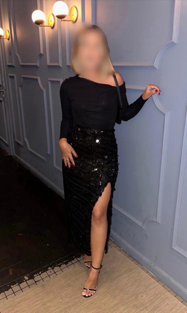 657283171: Chica busca chico en Sevilla