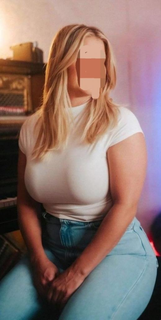 604128102: Chica busca chico en Málaga