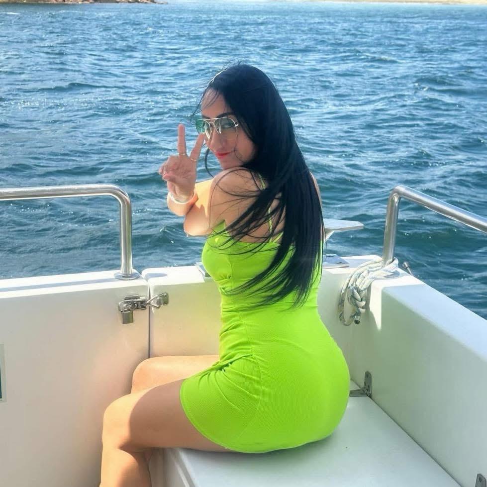643481346: Chica busca chico en La Coruña