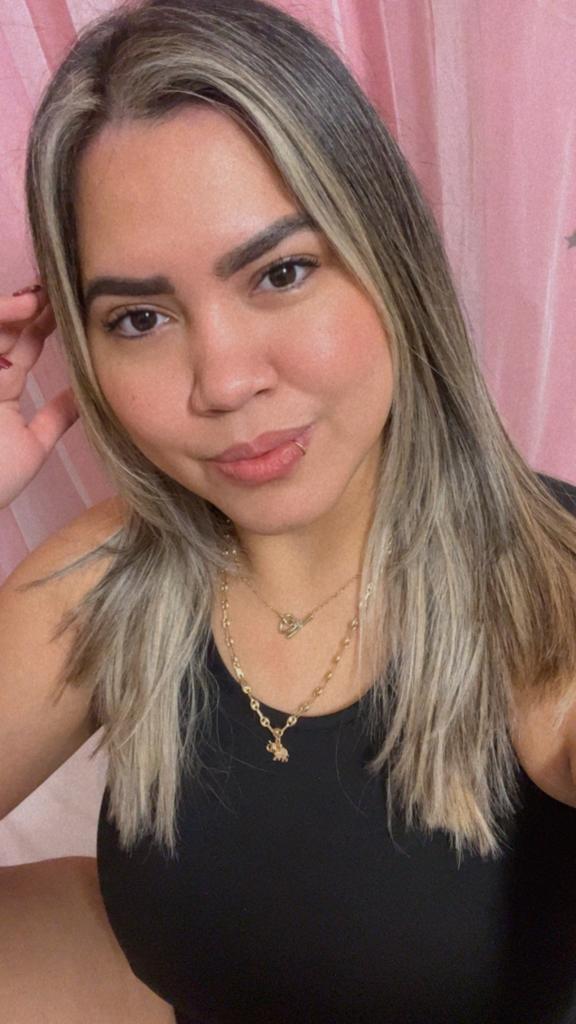 630520995: Chica busca chico en Barcelona
