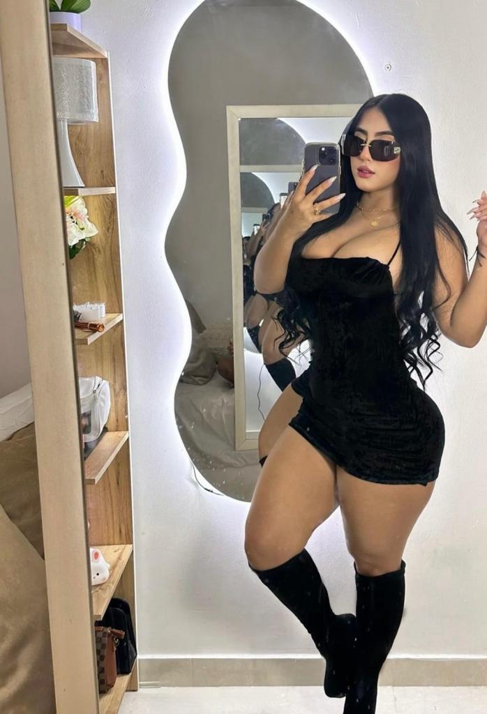 Chica busca chico en Almería: 