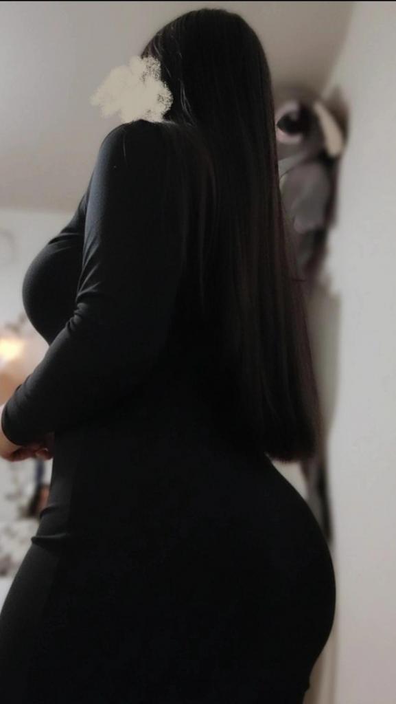 Chica busca chico en Cádiz: 