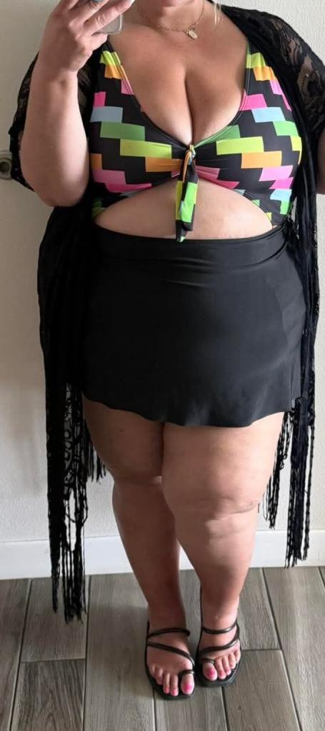 Chica busca chico en Cádiz: 