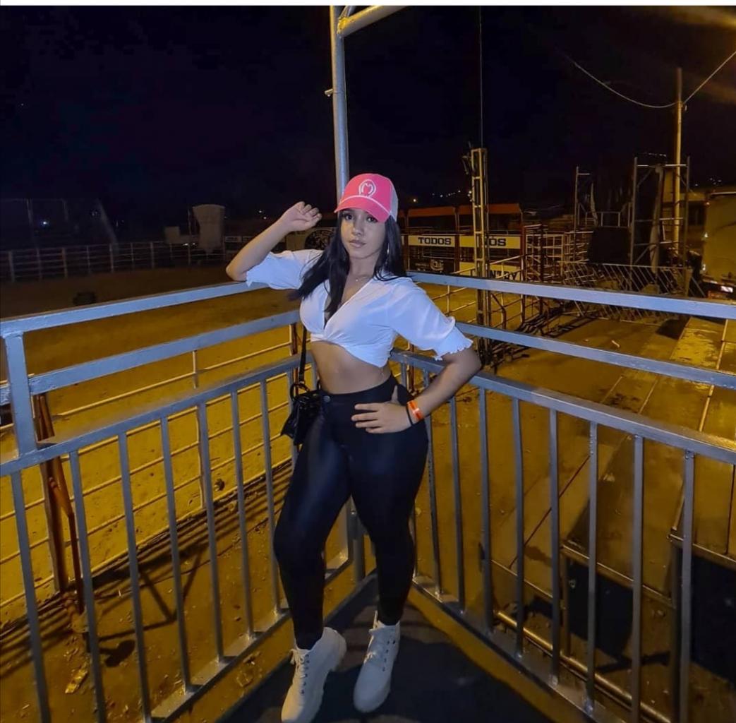 Chica busca chico en Jaén: 