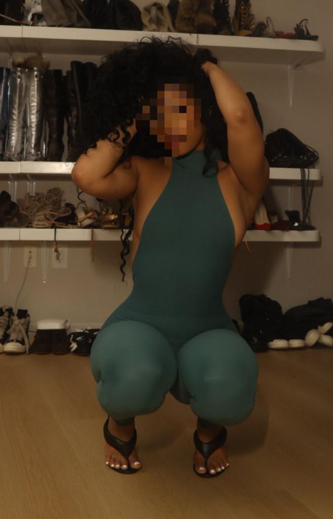 Chica busca chico en Cádiz: 