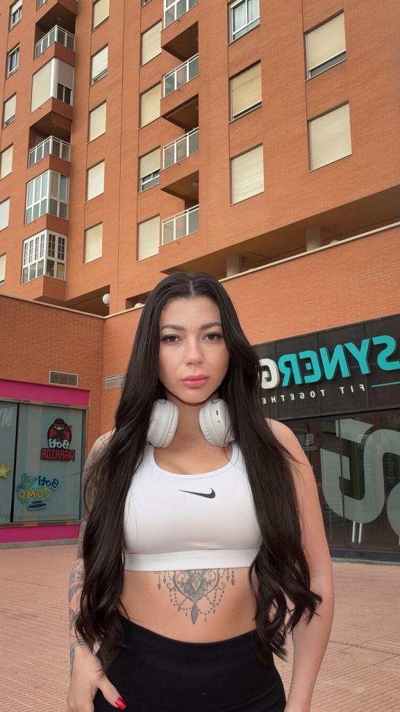 691831296: Chica busca chico en Almería
