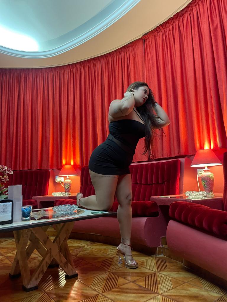 Chica busca chico en Mallorca: 